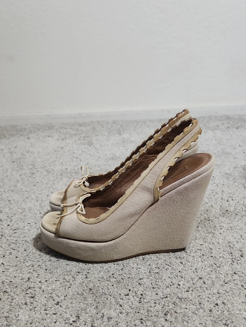 ALAIA CANVAS WOVEN WEDGE CREAM/BROWN SIZE 37/US 6.5